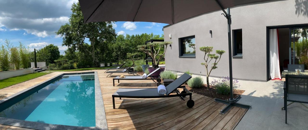 Le Clos Des Bleynoux Saint-Etienne-de-Fontbellon Luaran gambar