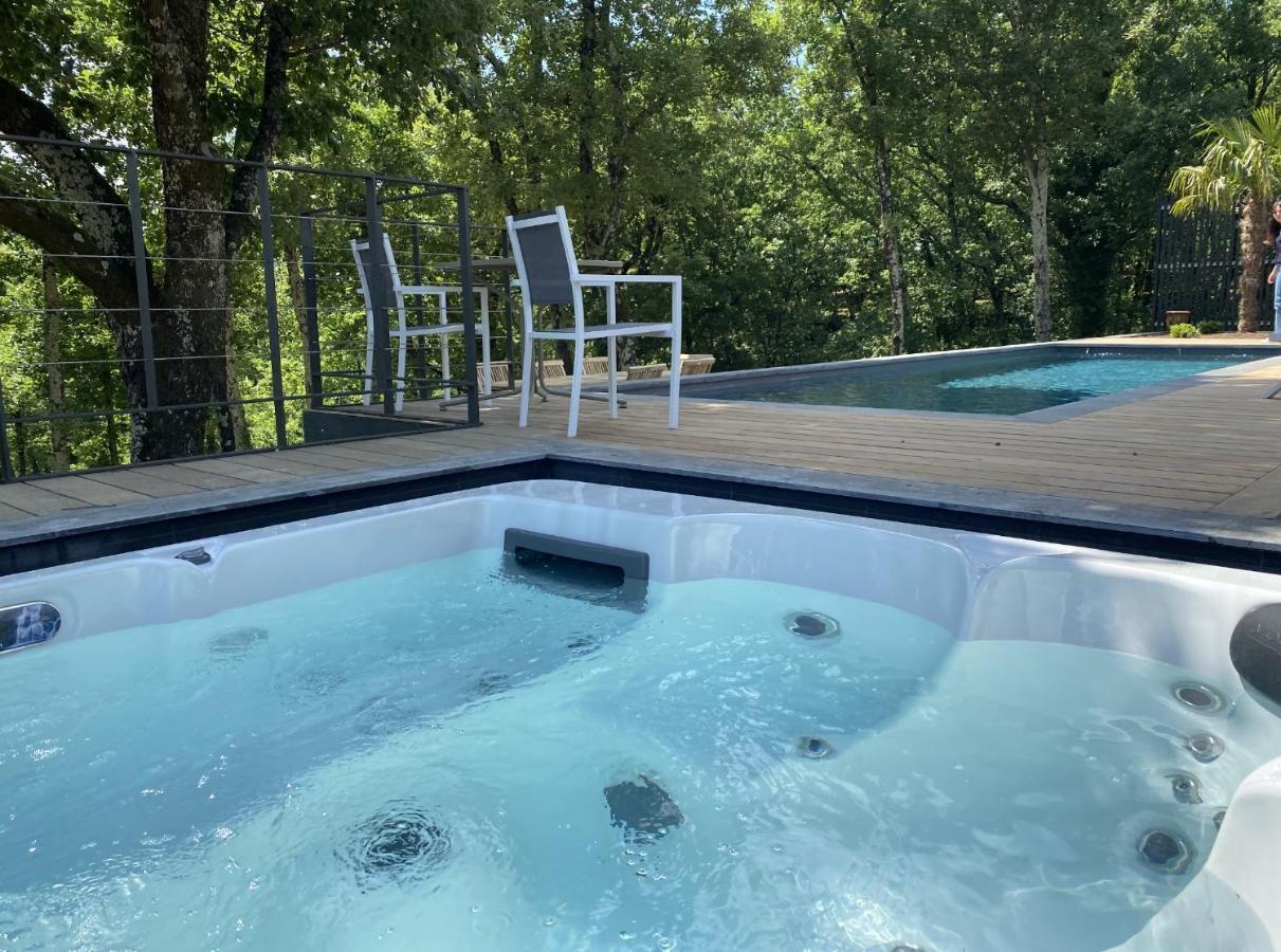 Le Clos Des Bleynoux Saint-Etienne-de-Fontbellon Luaran gambar